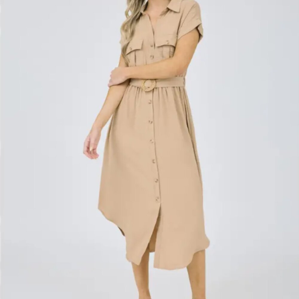 NWT Blu Pepper Collared Button Down Belted Midi Dress